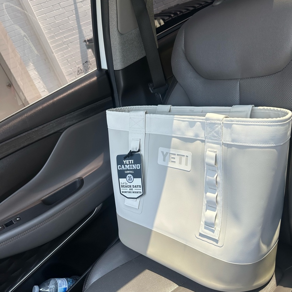 Yeti Camino 35 cape taupe